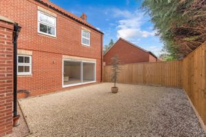 Photo 14- click for photo gallery